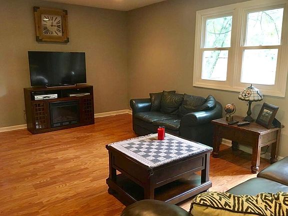 2nd image of 26 Clubhouse Dr
