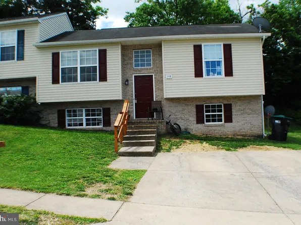 548 Stonewall St, Strasburg, VA 22657
