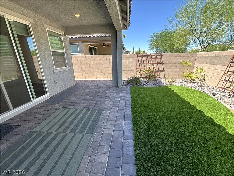 8948 Marigold Creek St — Photo 34