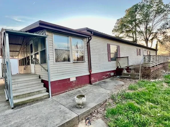 722 Waller St, Uniontown, KY 42461