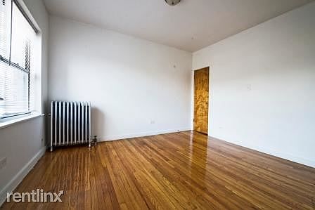 8159 S Drexel Blvd Apartments Chicago Bedroom_02