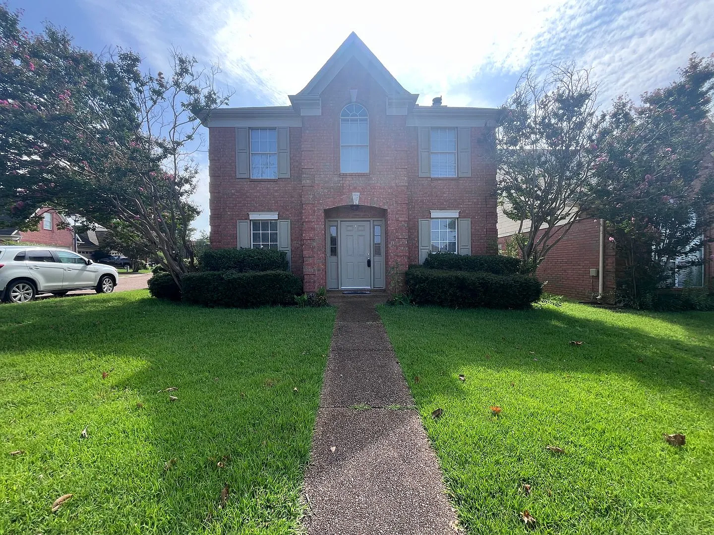 Renovated house in quite Neighborhood — Photo 1