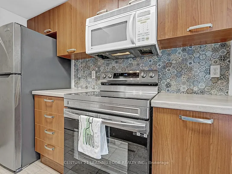 55 Harrison Garden Blvd #905 — Photo 6