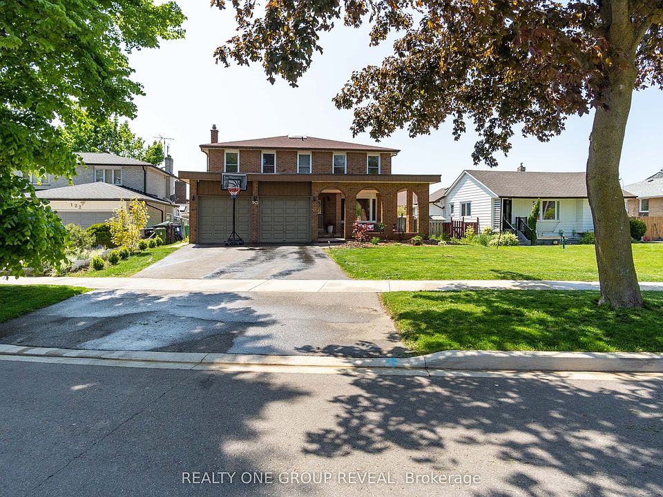 1st image of 124 Bathgate Dr