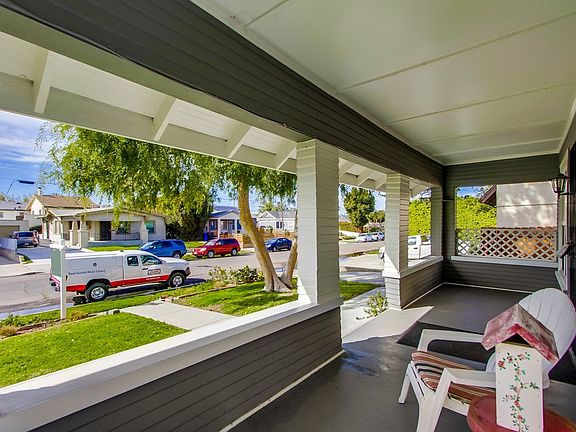 5th image of 3136 Collier Ave