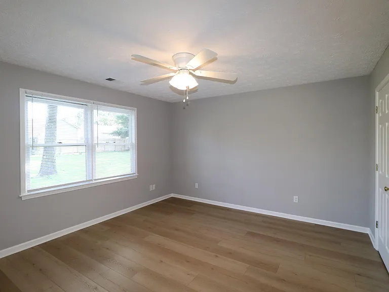 208 Mariwood Ct — Photo 13