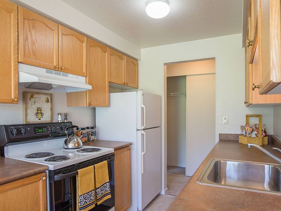 Andorra 22817 Lakeview Dr Mountlake Terrace WA Zillow