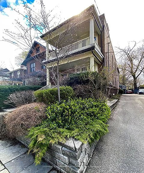 19 Melgund Rd #UPPER — Photo 20
