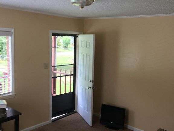 2nd image of 103 Lawndale Ave