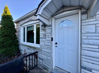 33 Juliet Cres, Toronto, ON M6M 1N5