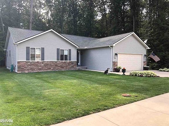 5th image of 9522 Amy Rd