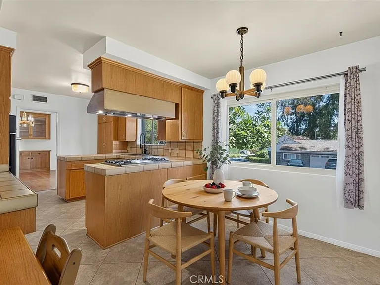 10401 Wystone Ave — Photo 20