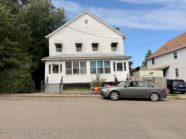 223 Green St #225, Kingston, PA 18704