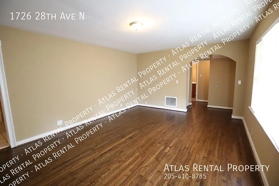 Stylishly Renovated Hueytown Gem Spacious 3BR with Open Concept & Huge Kitchen! — Photo 3