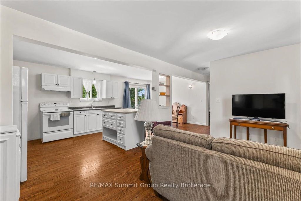 260 Victoria St W, Southgate, ON - View 4
