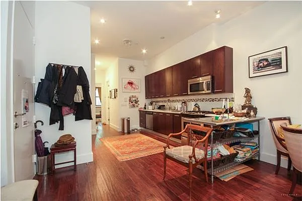 Rented by Triumph Property Group | media 33