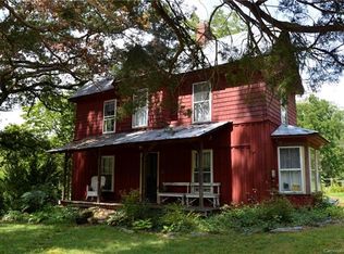 45 Queen Rd, Candler, NC 28715