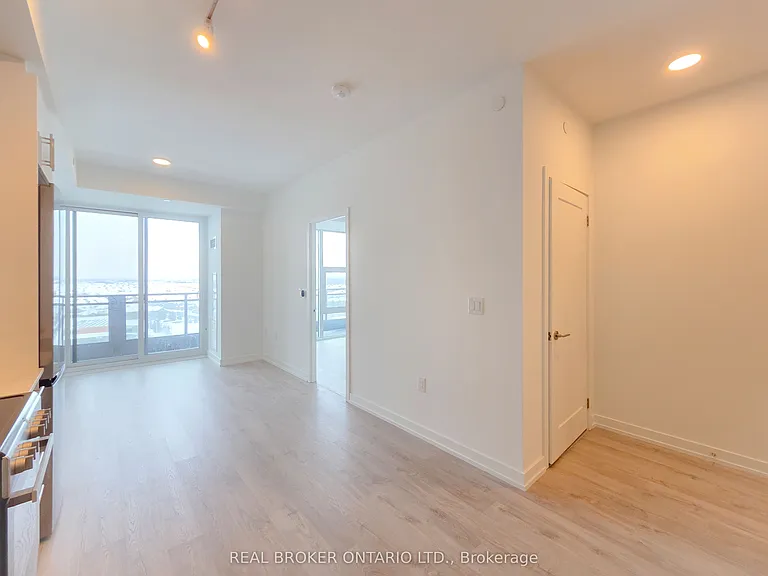 9763 Markham Rd — Photo 4