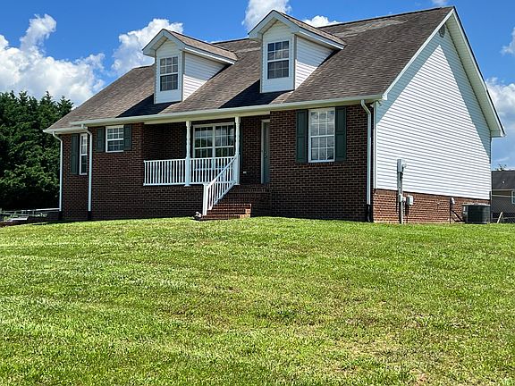 2nd image of 2573 Plantation Dr