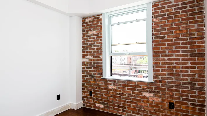 Rented by Nooklyn NYC LLC | media 21
