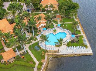 145 Yacht Club Way APT 109, Hypoluxo, FL 33462