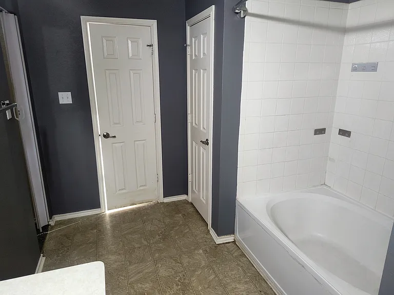 3007 Quiet Plain Dr — Photo 43