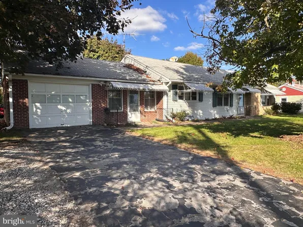 126 College View Blvd, Westminster, MD 21158