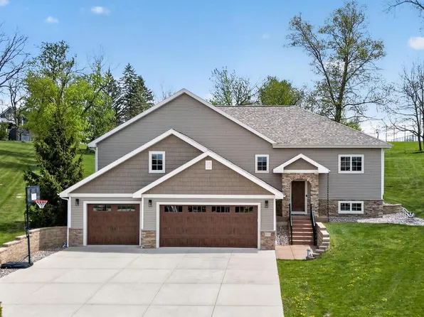 111 Savannah Circle, Barneveld, WI 53507