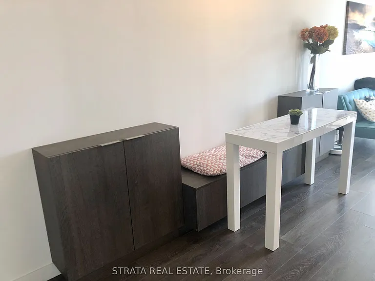 215 Queen St W #605C — Photo 13