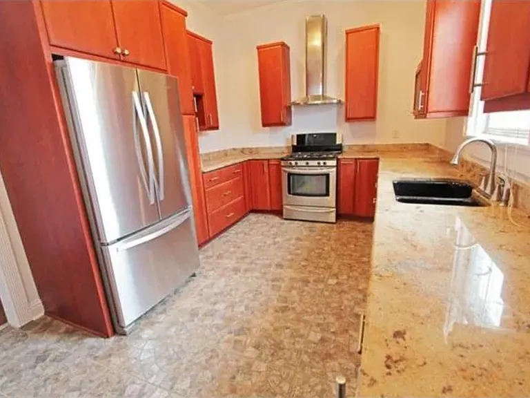 4136 Elba St — Photo 8