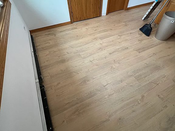 4th image of 5922 S Archer Ave #3