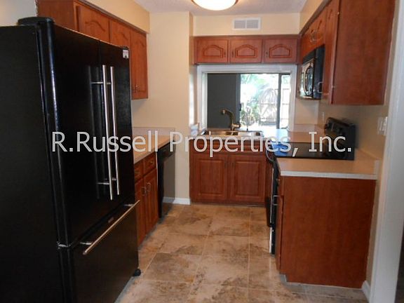 2nd image of 129 Georgetown Dr