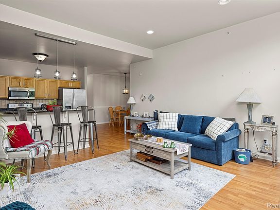 5th image of 30695 Ardmore Ct