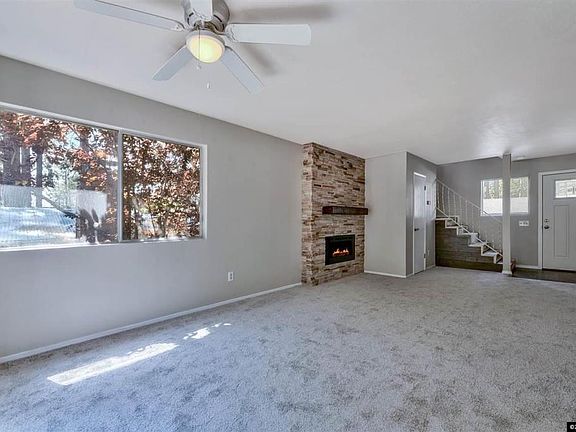 3rd image of 213 Lyons Ave