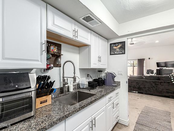 5th image of 1512 W Georgia Ave