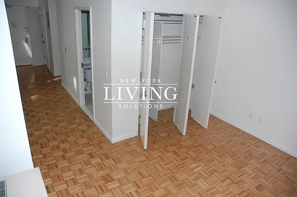Rented by NY Living Solutions | media 7