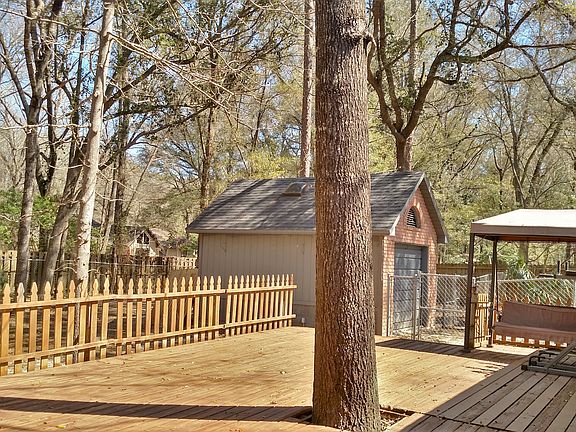 Detached garage or workshop