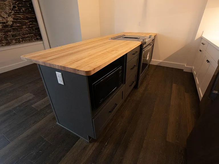 411 W Portage Ave #7 — Photo 21