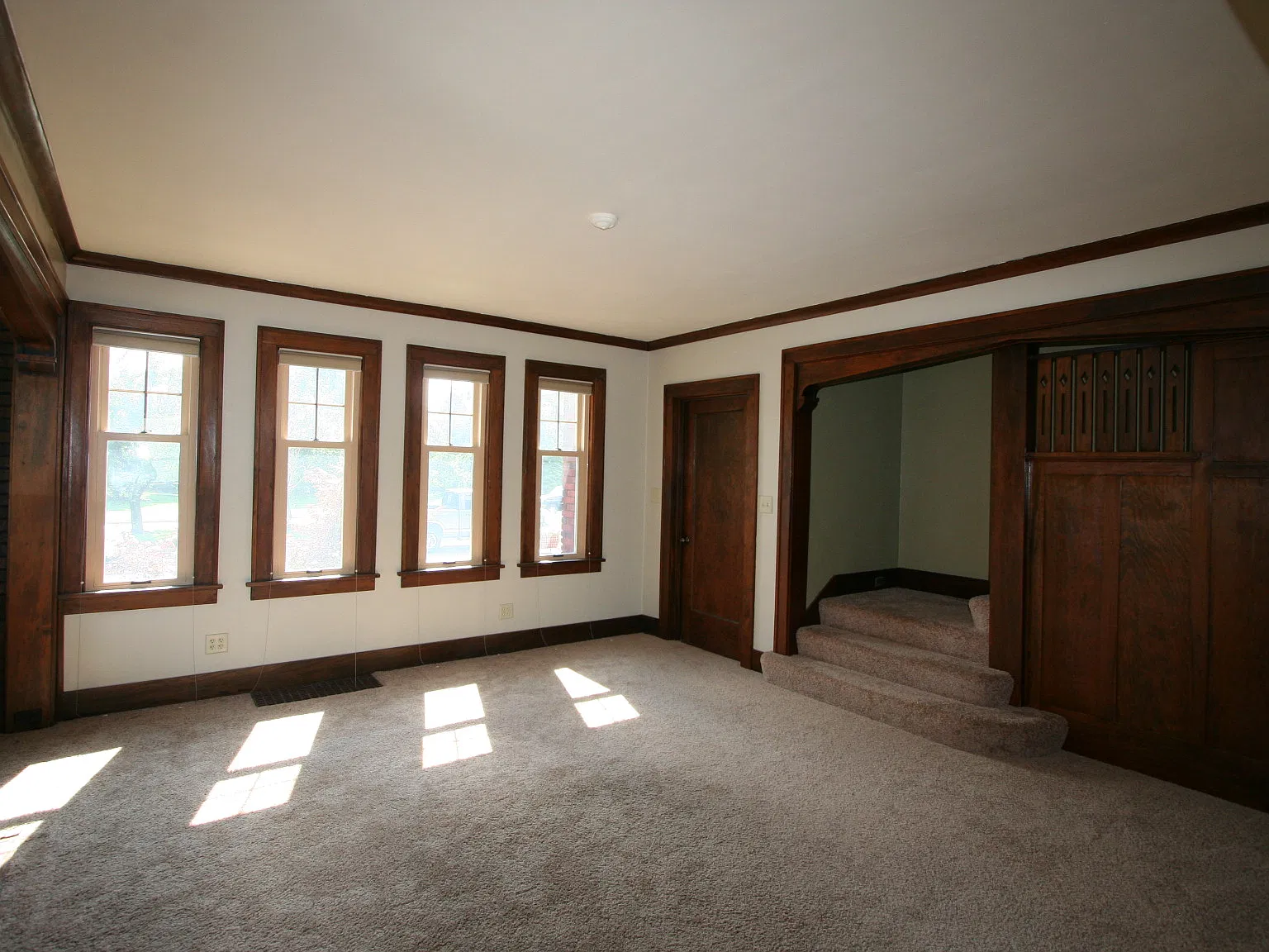 2 bed, 2046 sqft, $1,595 — Photo 1