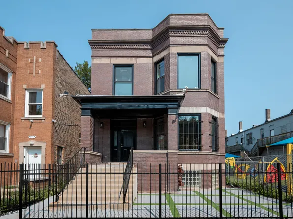 7049 S Vernon Ave, Chicago, IL 60637