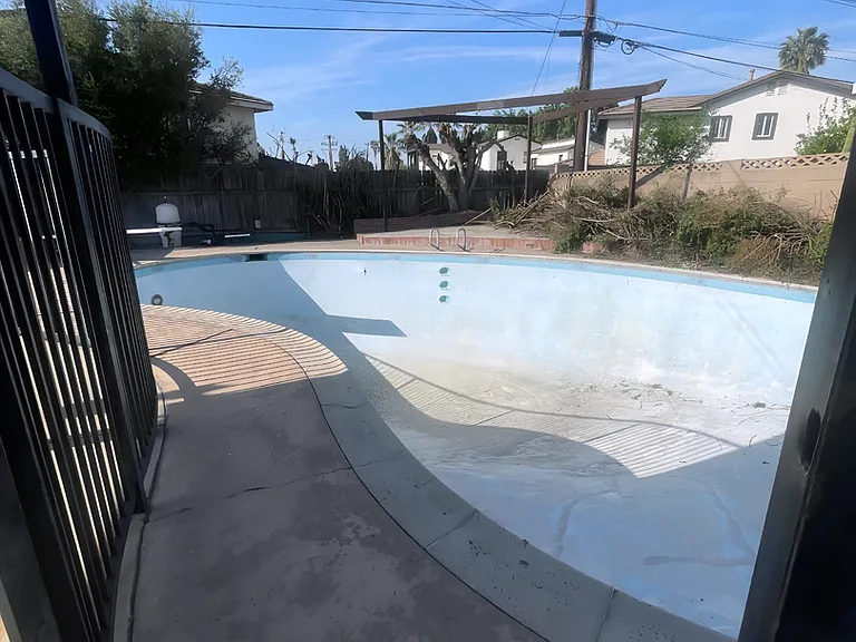 340 Cindy Ct — Photo 21