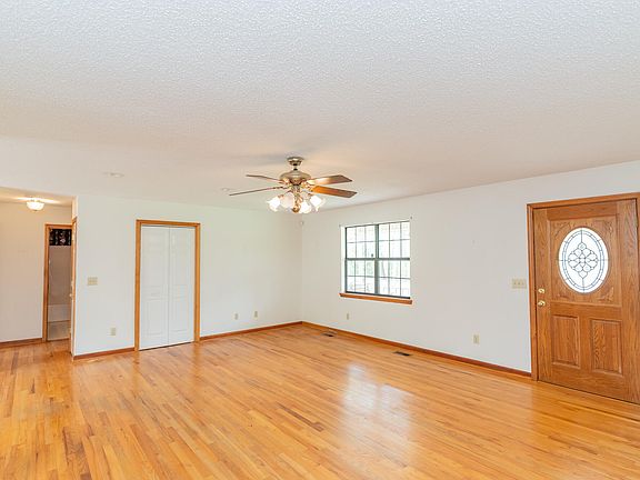 5th image of 13431 Cindy Dr