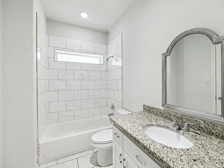 7047 Avenue E #B — Photo 3