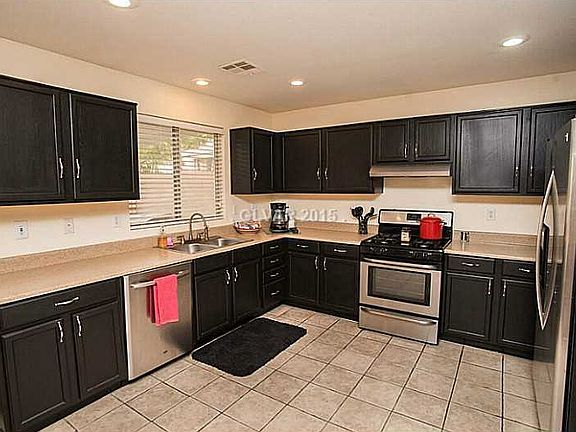 5th image of 7426 W Diablo Dr