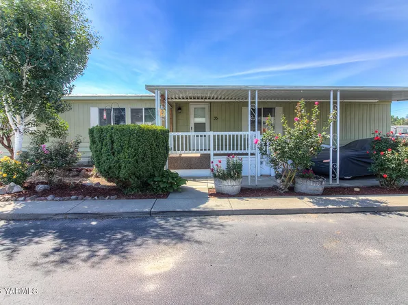 325 S 5th St Trlr 35, Sunnyside, WA 98944