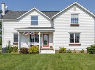 23069 220th Ave, Paris, MI 49338