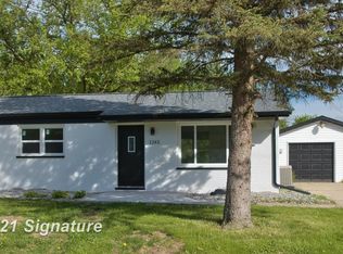 1245 E Outer Dr, Saginaw, MI 48601