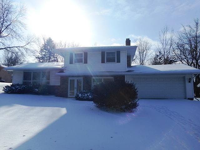 1st image of 2482 Orchard Ln