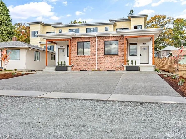706 Judson Street #B, Lynden, WA 98264