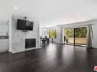 853 S Le Doux Rd APT 201, Los Angeles, CA 90035